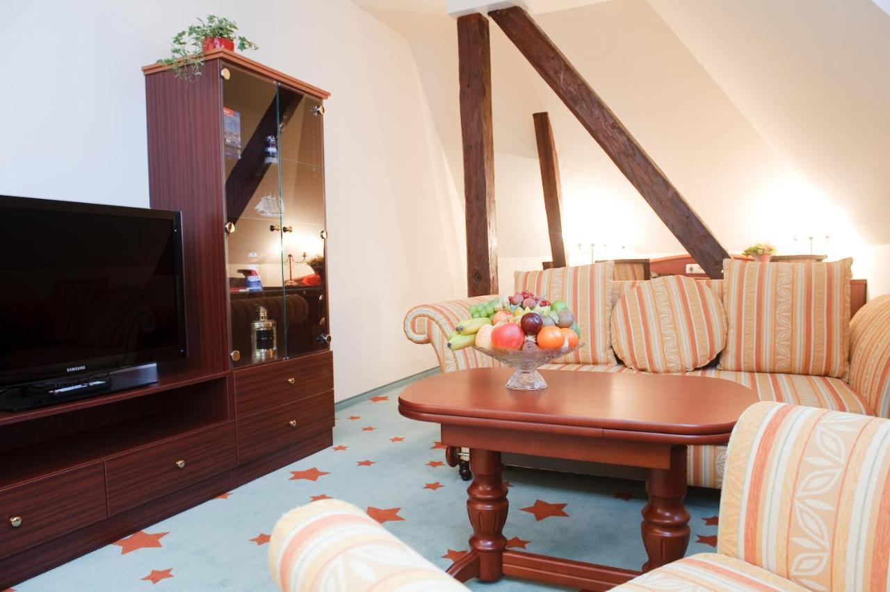 Stadthotel Stern Wismar Exterior photo